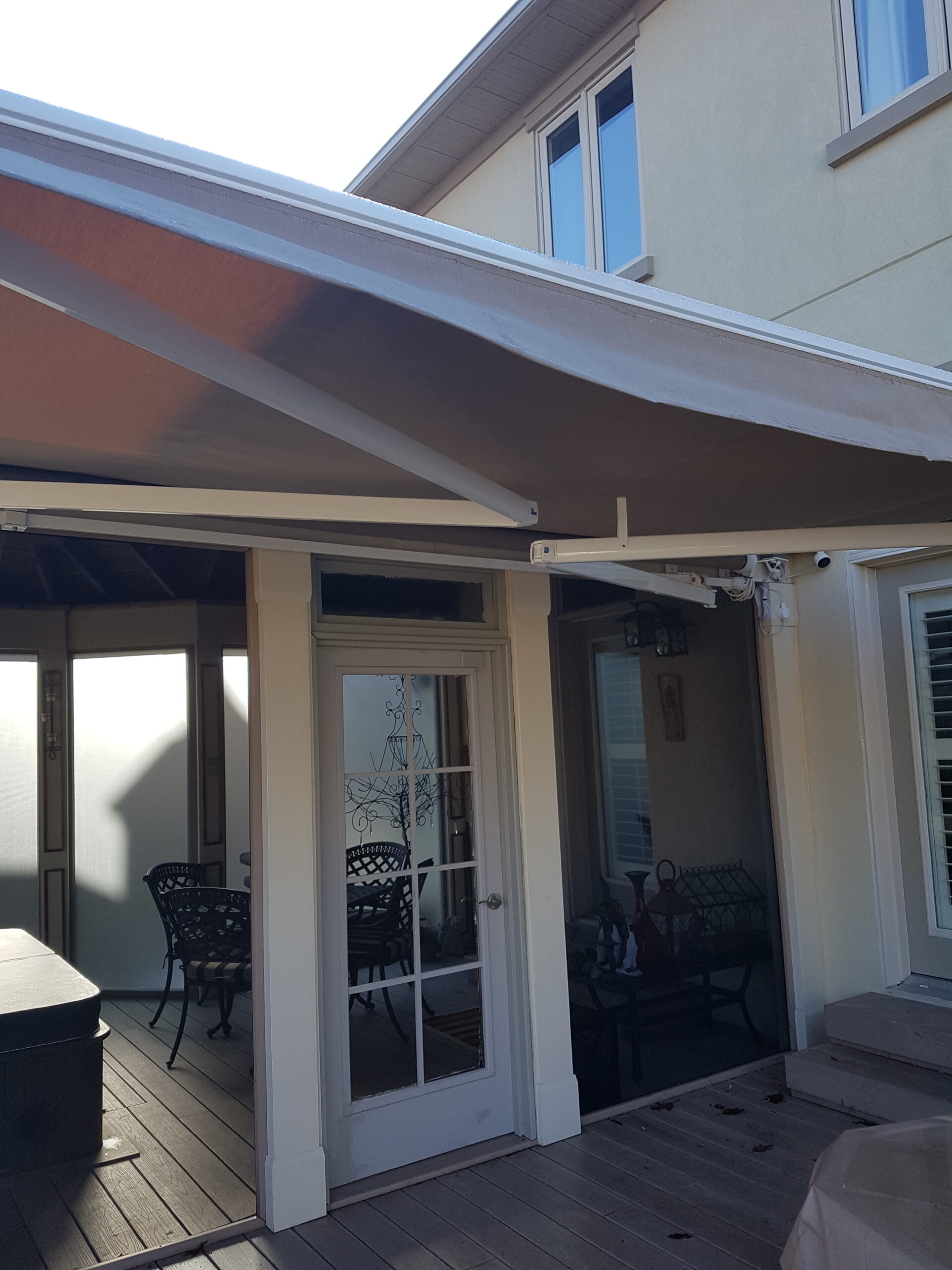 Motorized Sunpitch Awning