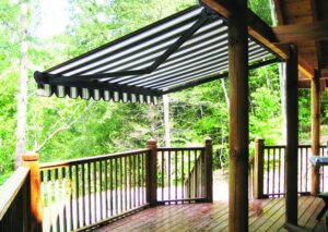 Manual Retractable Awning